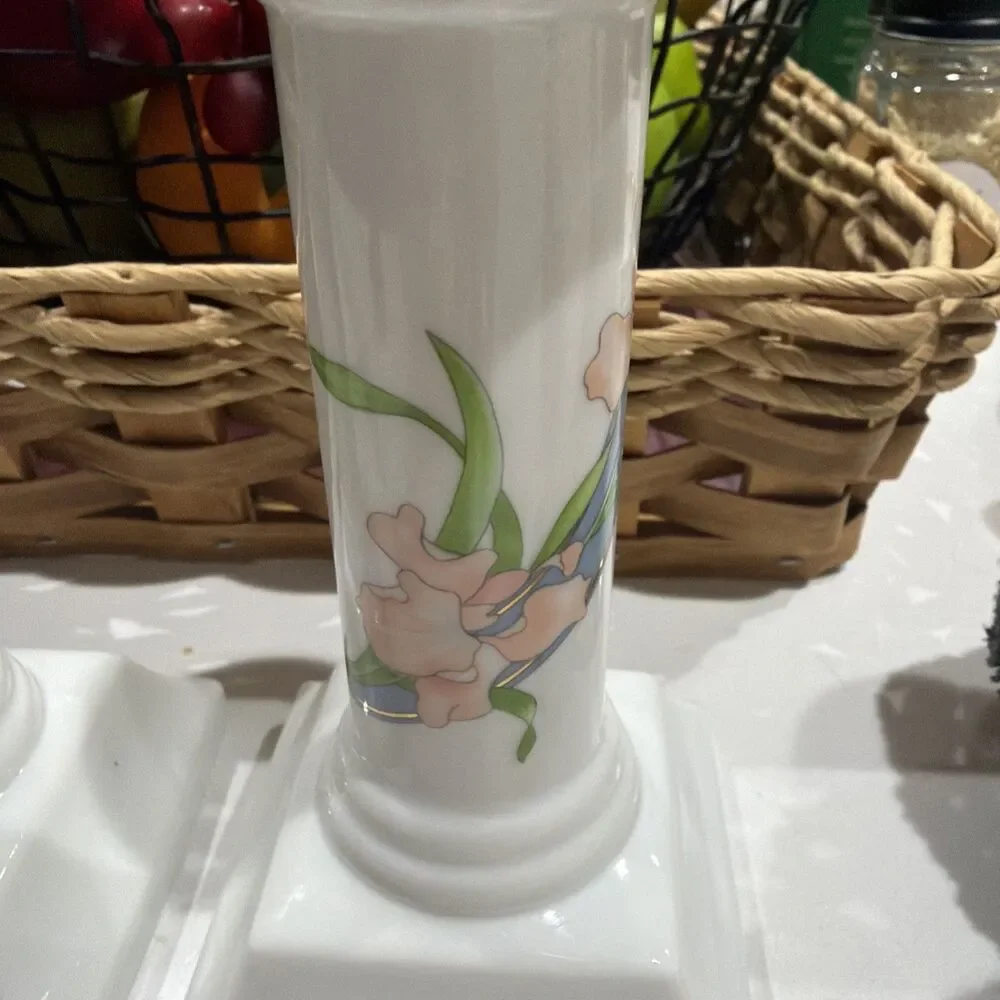 Set of two House of Prill Judaical Porcelain Candle Stick Holders‎ Floral Print